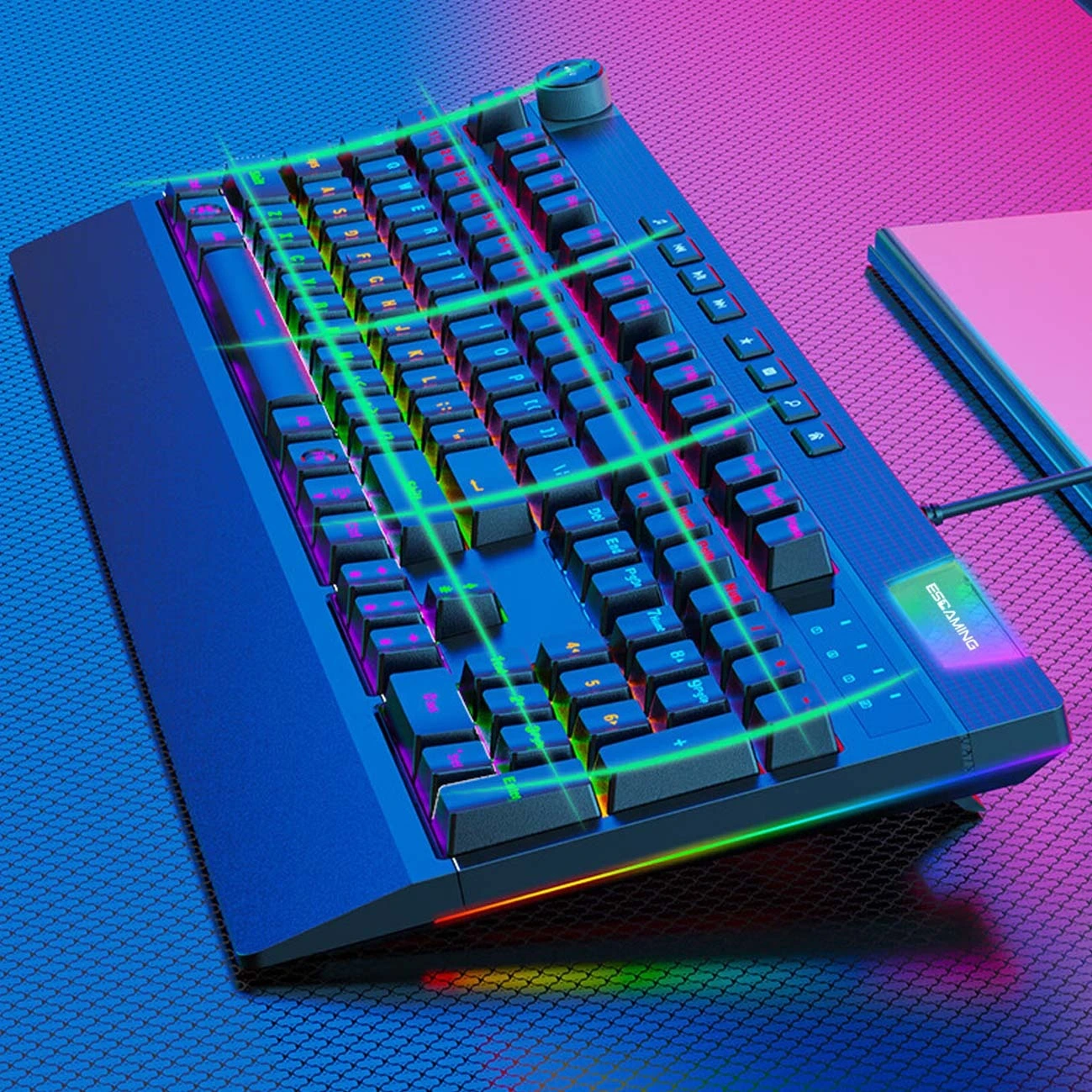 Механичка гејмерска тастатура произвођача ESGAMING са 104 PBT тастера у пуној величини са подлогом за зглоб за лаптоп рачунара за гејмере 1