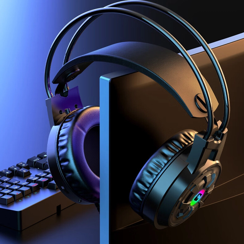 Coolzer New Design Gamer Single Usb Wired Pc Headphone 3.5mm Half-hidden Light Computer Over-ear Headset With Microphone 1